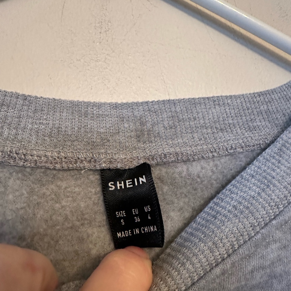 Womens SHEIN New York crewneck sweater S - Picture 2 of 2